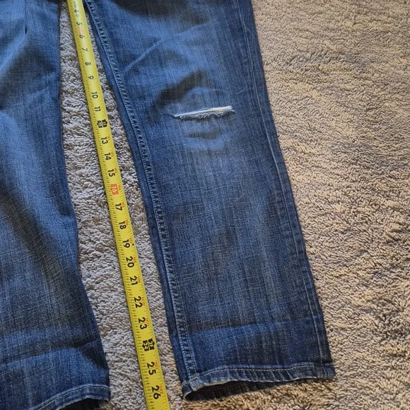 Vigoss Distressed Blue Jeans - Picture 13 of 16